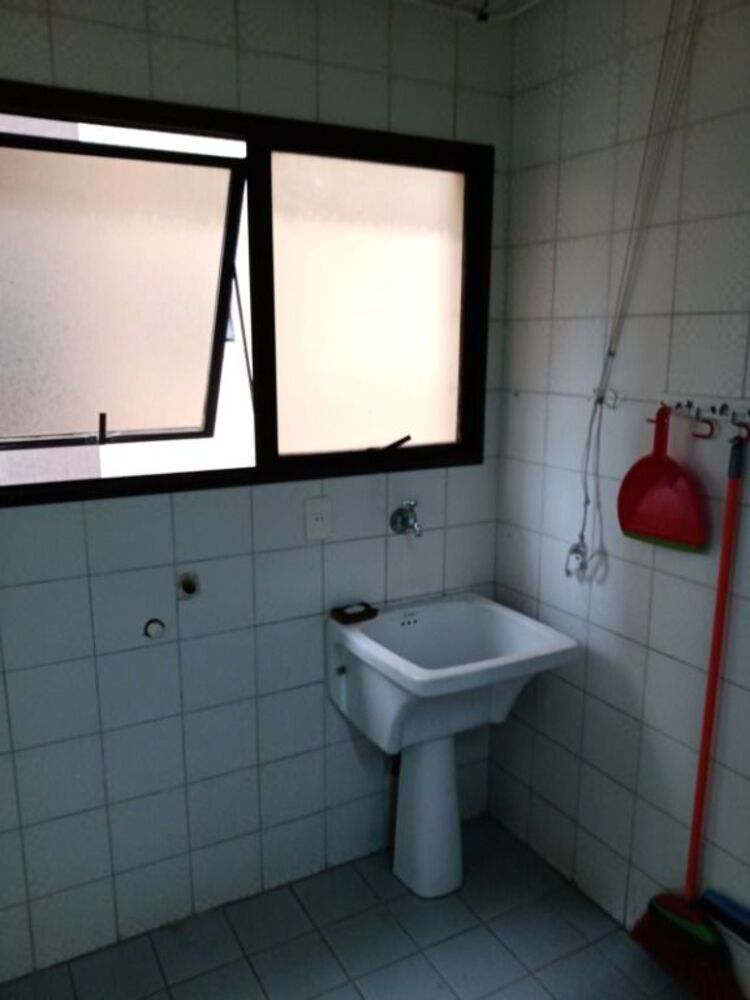 Apartamento para alugar com 1 quarto, 65m² - Foto 3