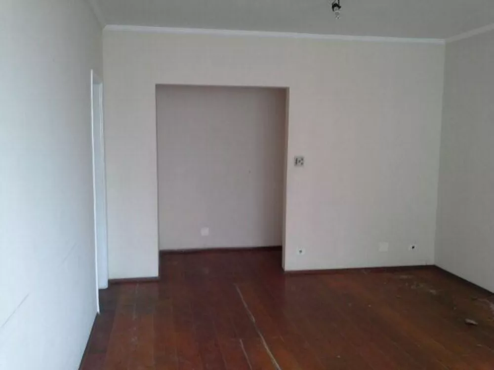 Apartamento à venda com 3 quartos, 120m² - Foto 2