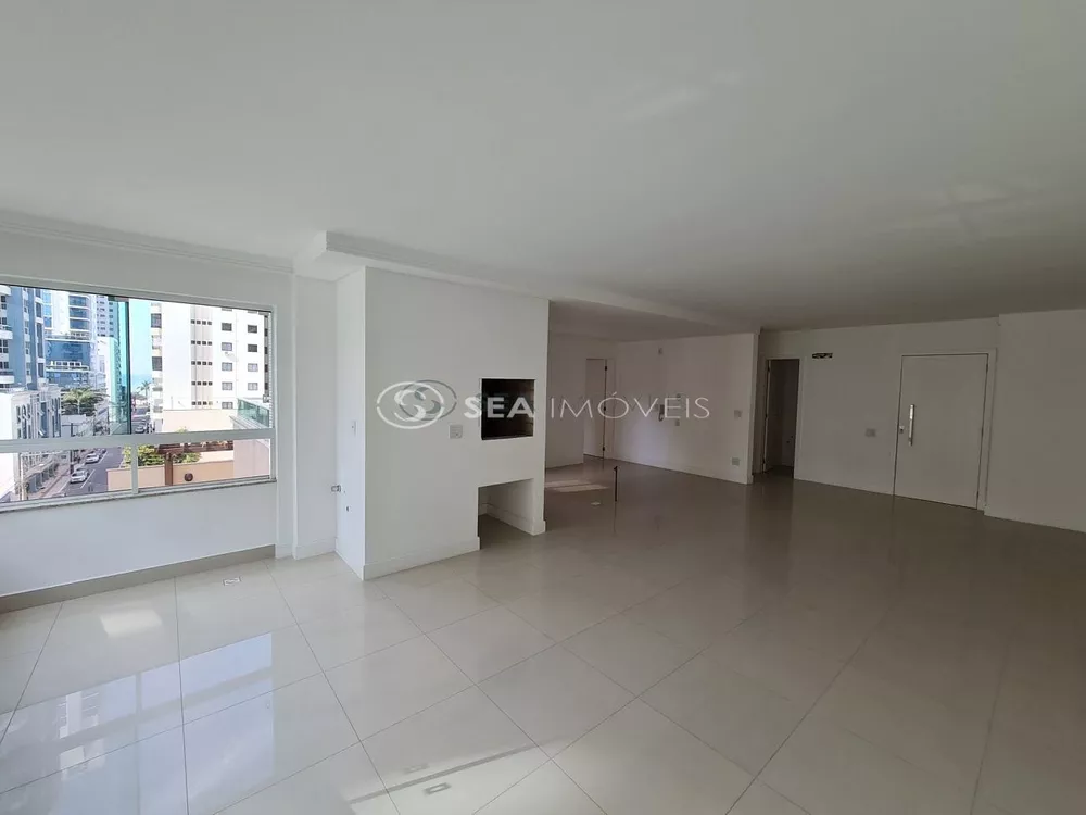 Apartamento à venda com 3 quartos, 159m² - Foto 3