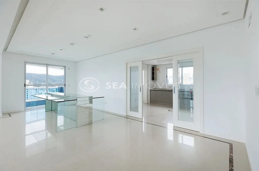 Apartamento, 2 quartos, 252 m² - Foto 1