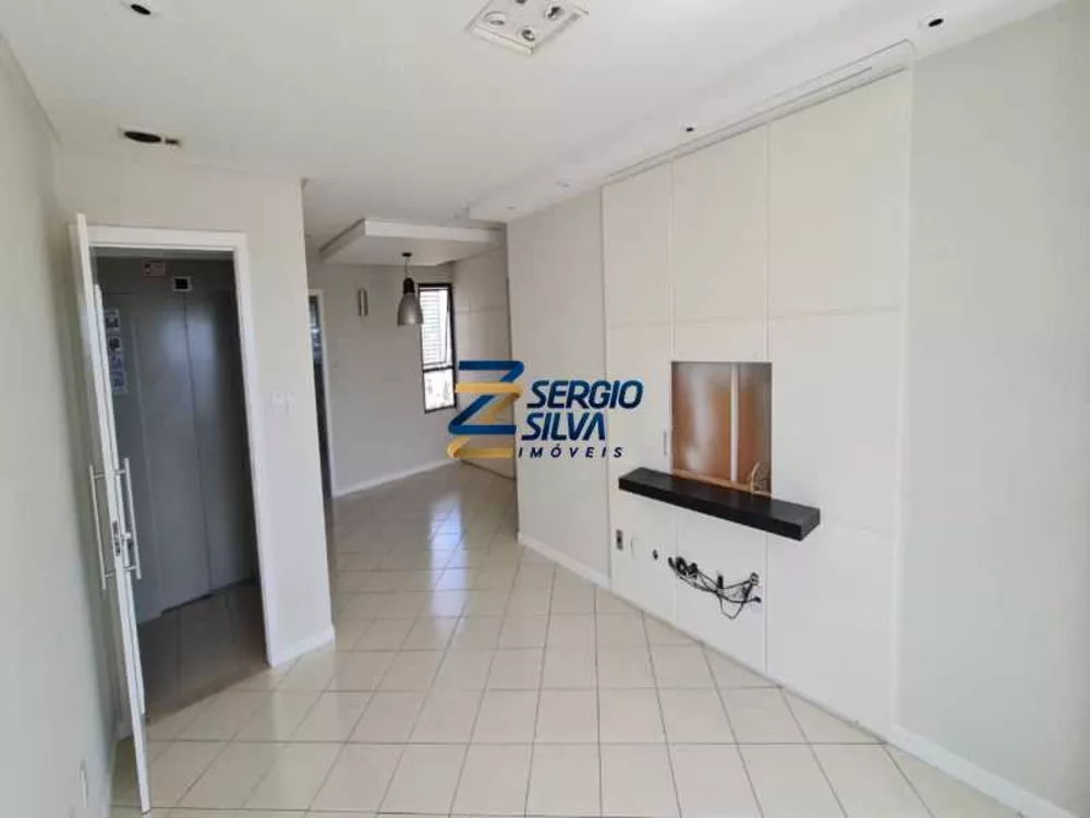 Apartamento à venda com 3 quartos, 118m² - Foto 1