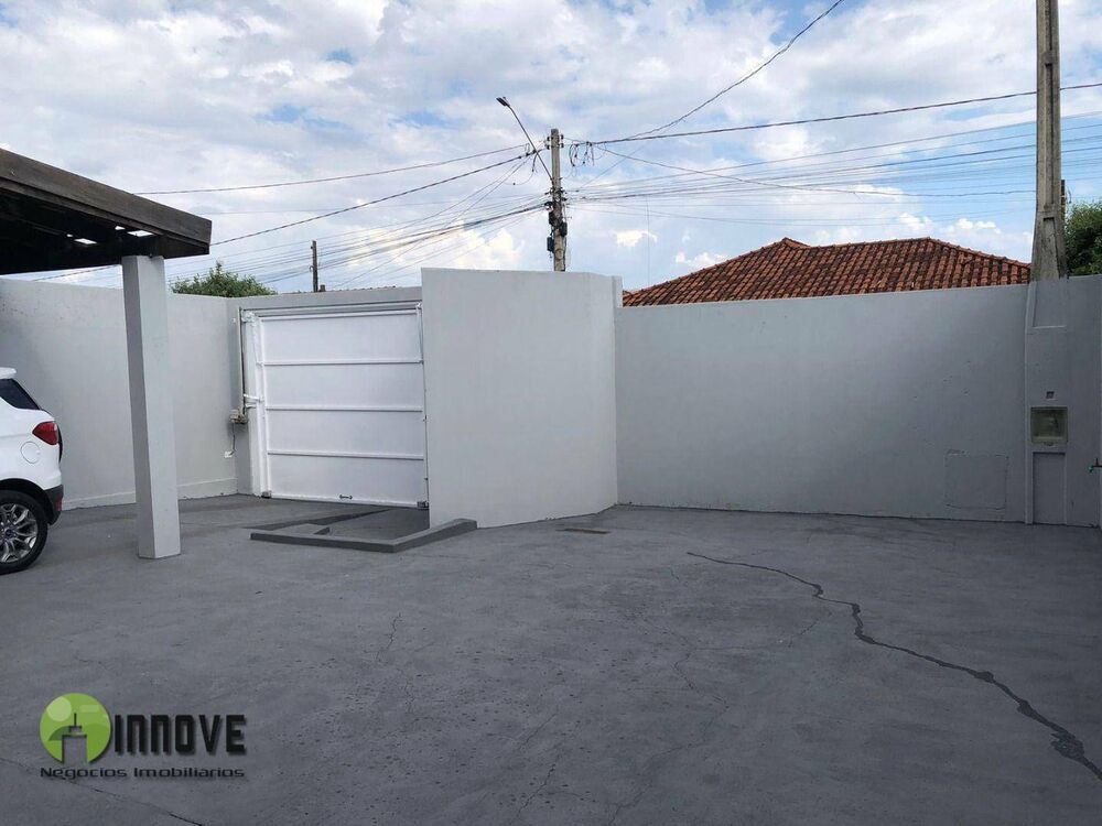 Casa à venda com 3 quartos, 200M2 - Foto 1