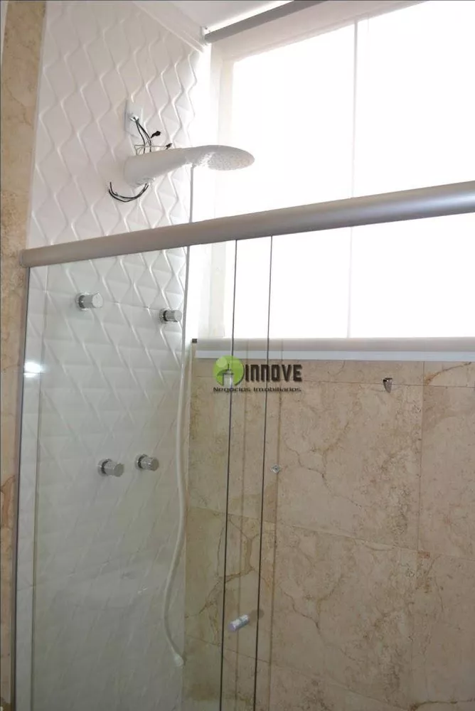 Sobrado, 3 quartos, 231 m² - Foto 3