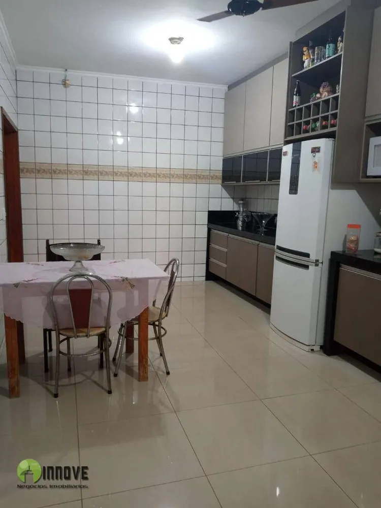 Casa, 3 quartos, 147 m² - Foto 7