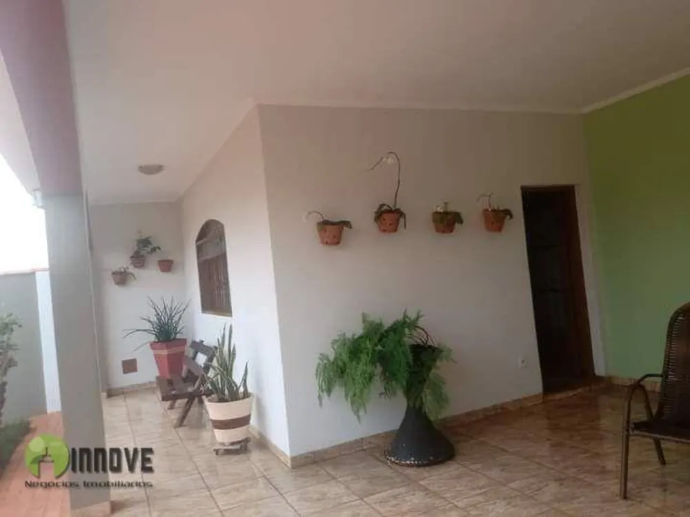 Casa, 3 quartos, 191 m² - Foto 3