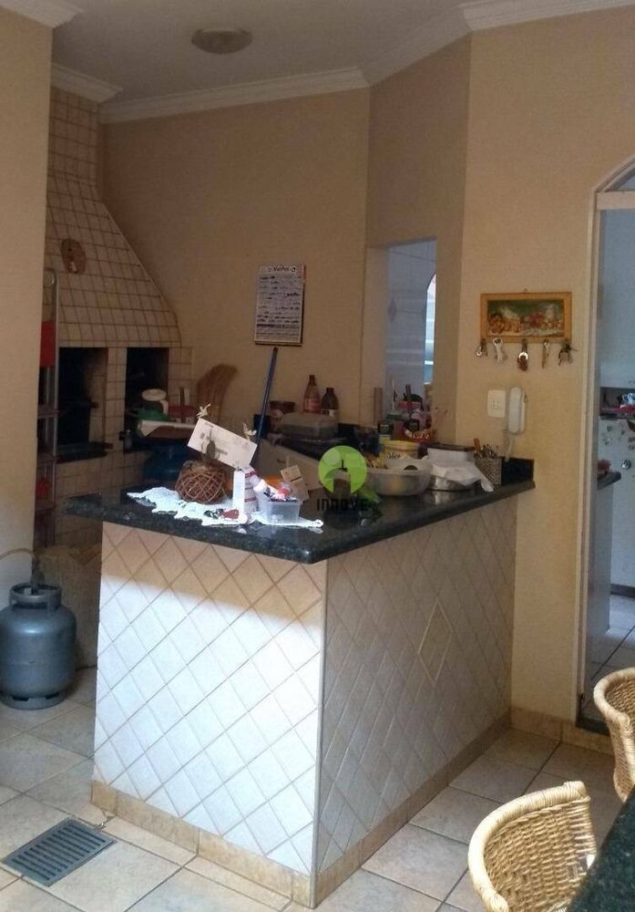 Casa, 3 quartos, 184 m² - Foto 2
