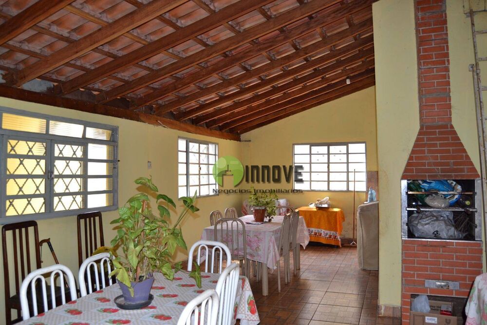 Casa, 3 quartos, 128 m² - Foto 2