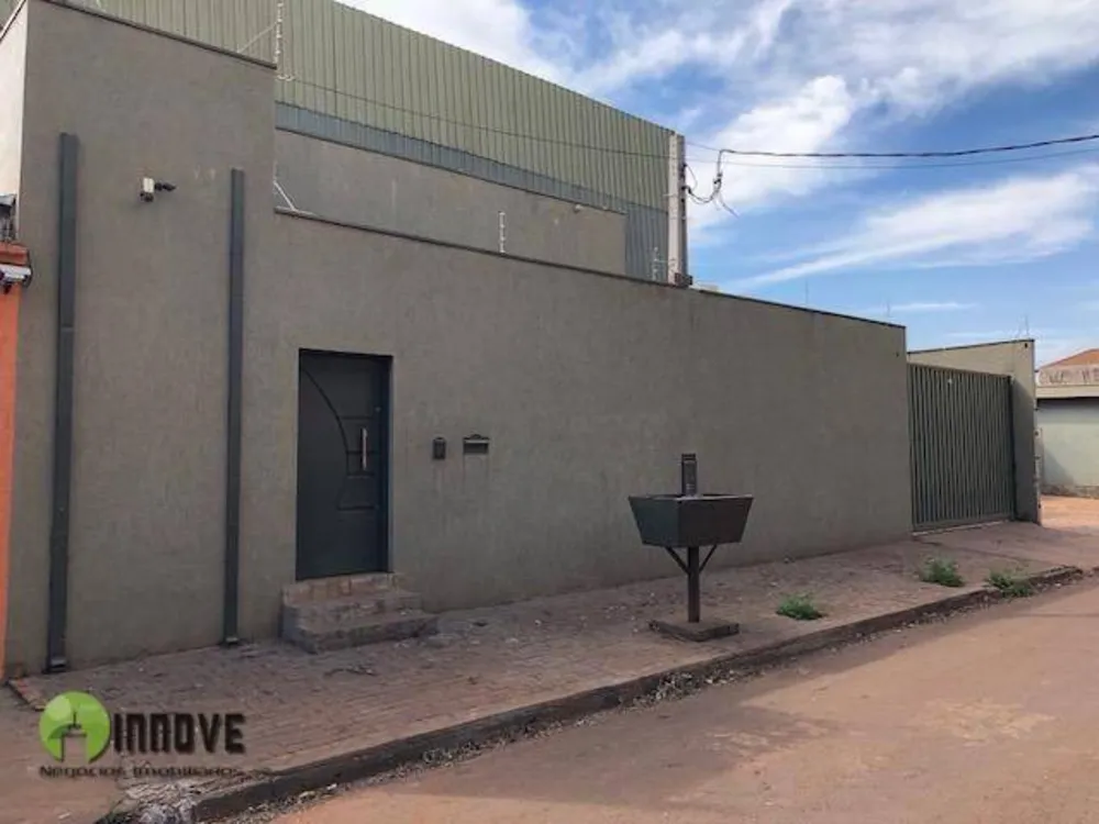 Depósito-Galpão, 1350 m² - Foto 1