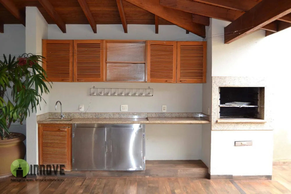 Casa, 3 quartos, 230 m² - Foto 3