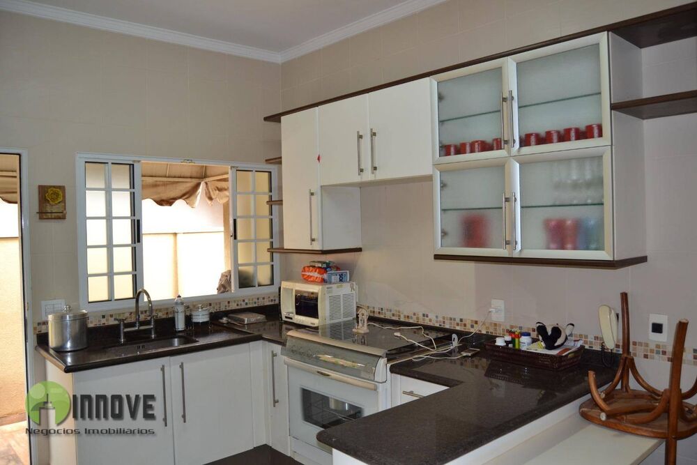 Casa, 3 quartos, 230 m² - Foto 4