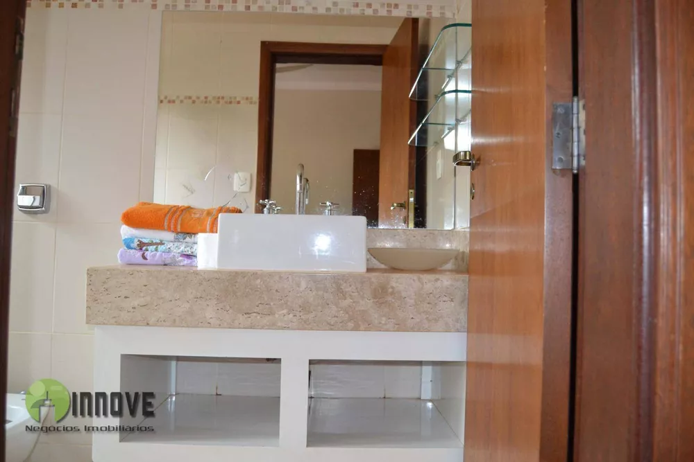 Casa, 3 quartos, 230 m² - Foto 6