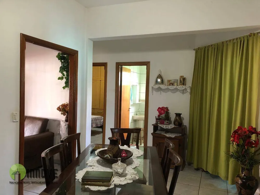 Casa, 3 quartos, 143 m² - Foto 1