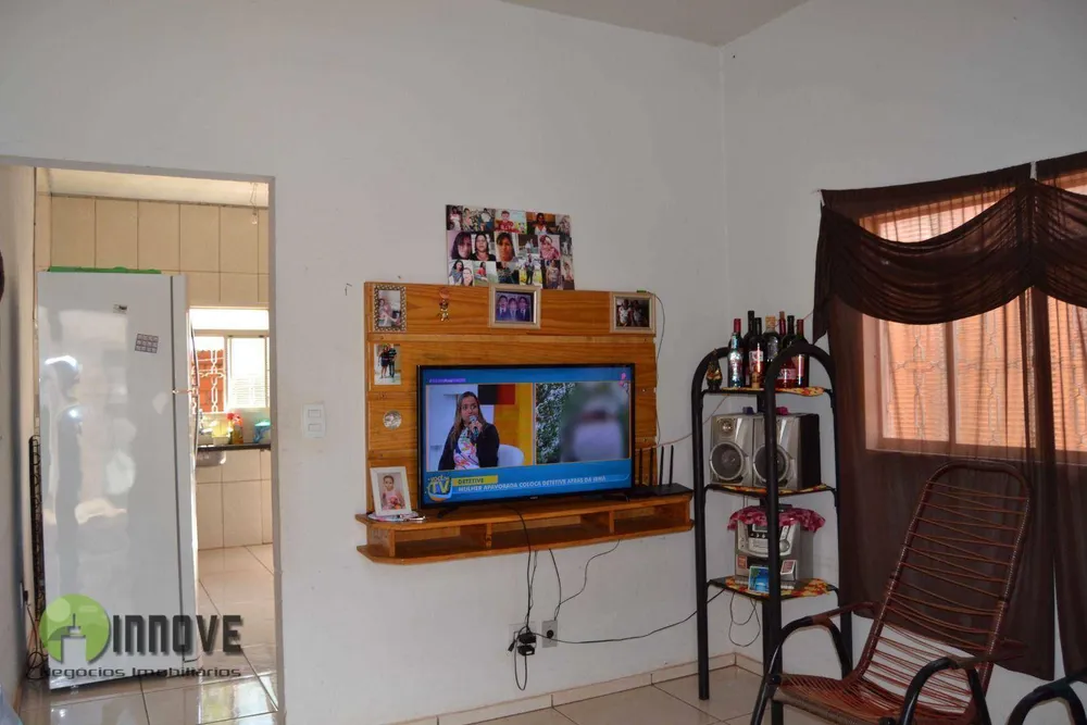 Casa, 2 quartos, 61 m² - Foto 1