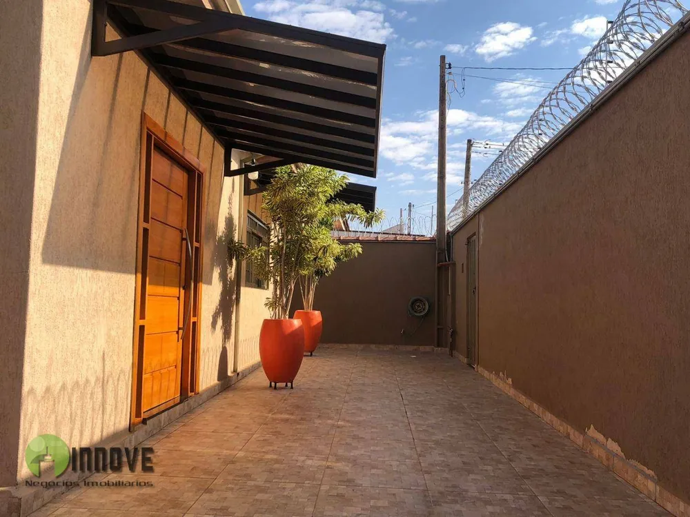 Casa, 3 quartos, 214 m² - Foto 3