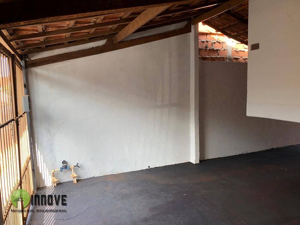 Casa para alugar com 2 quartos, 66m² - Foto 4