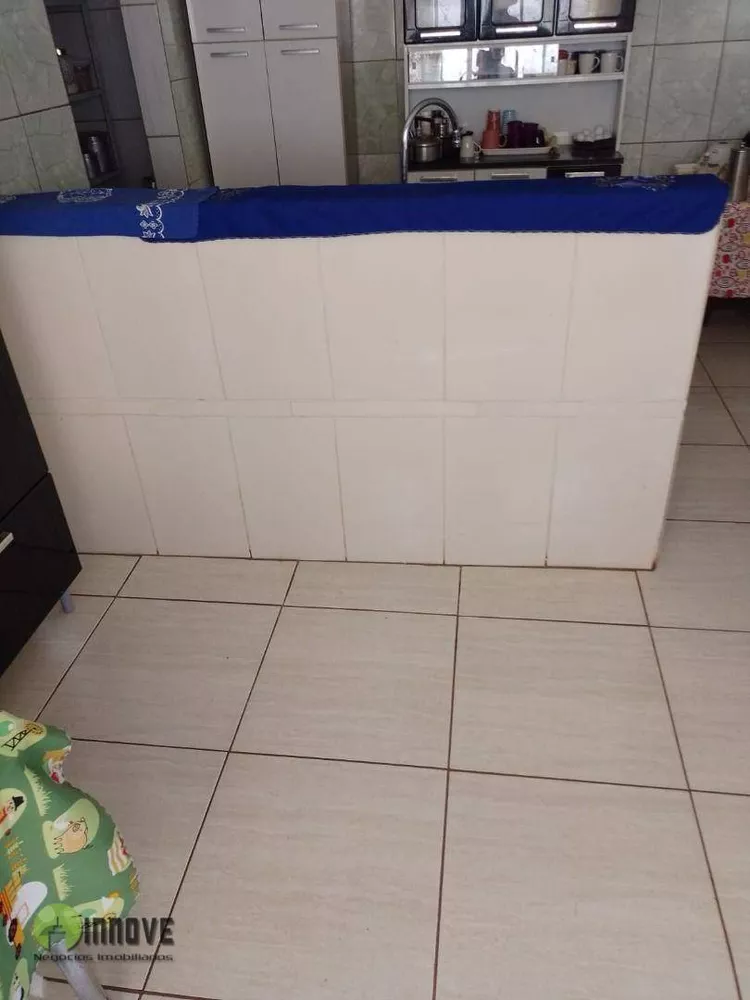 Sobrado, 3 quartos, 195 m² - Foto 2
