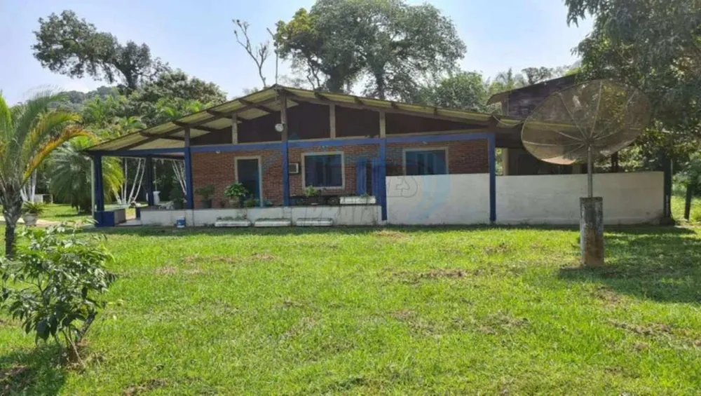Sítio, 3 quartos, 15 m² - Foto 1