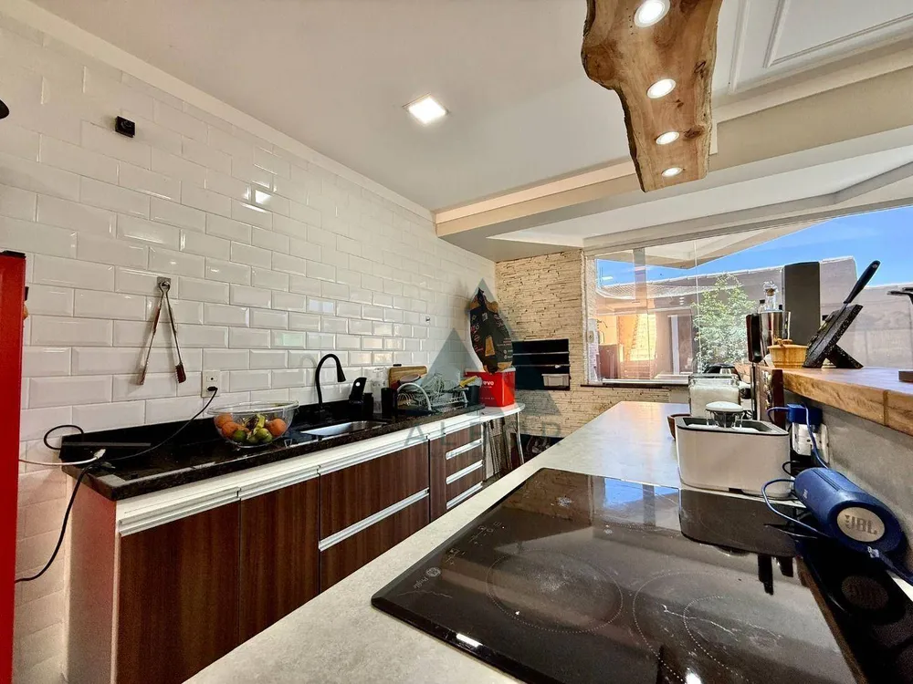 Casa, 4 quartos, 221 m² - Foto 4