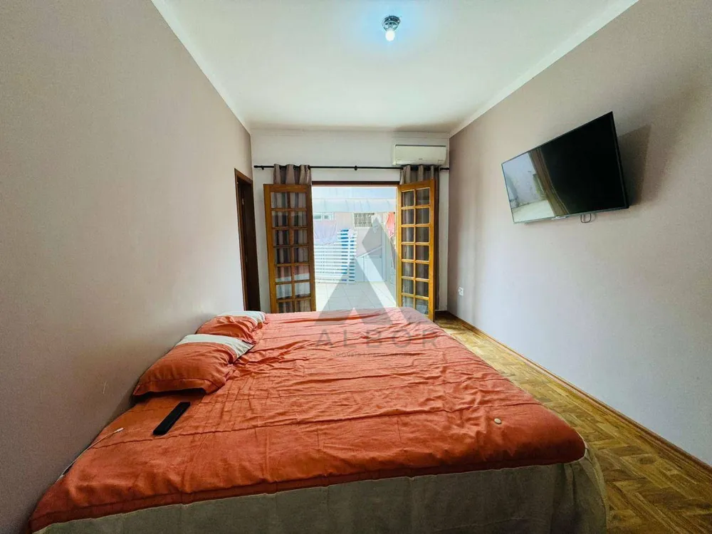 Casa, 3 quartos, 225 m² - Foto 9