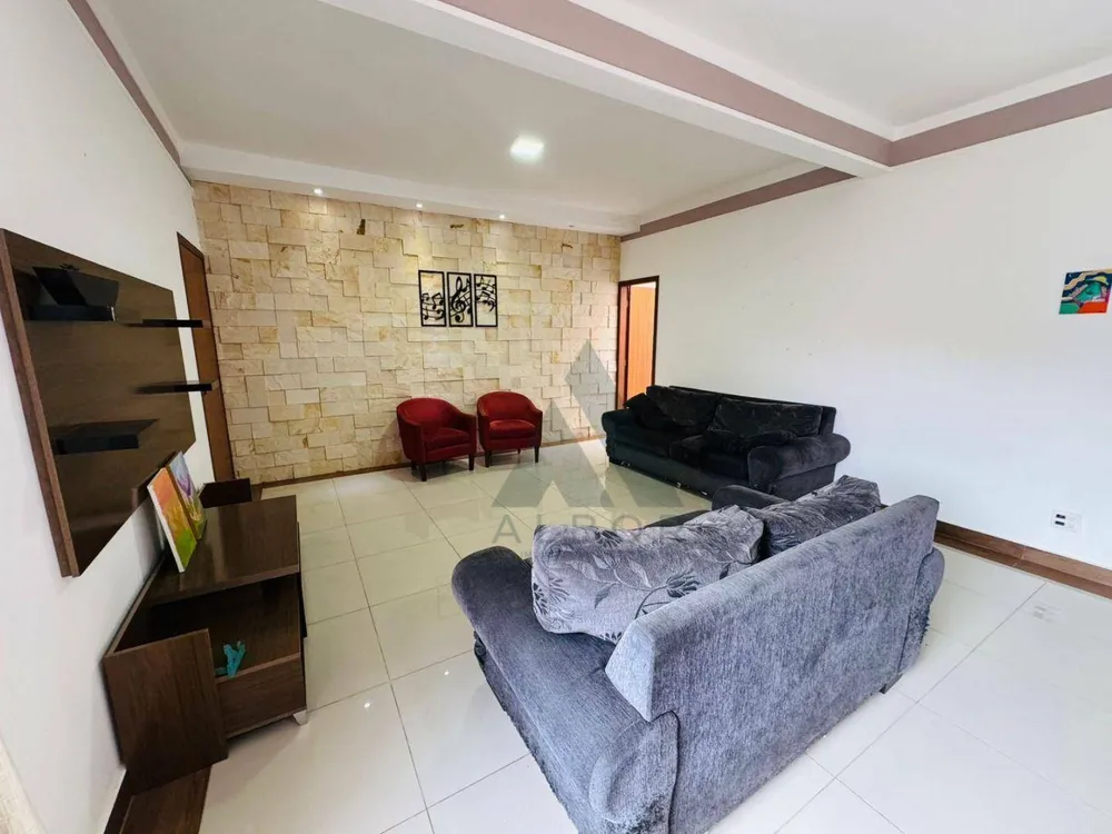 Casa, 3 quartos, 225 m² - Foto 3