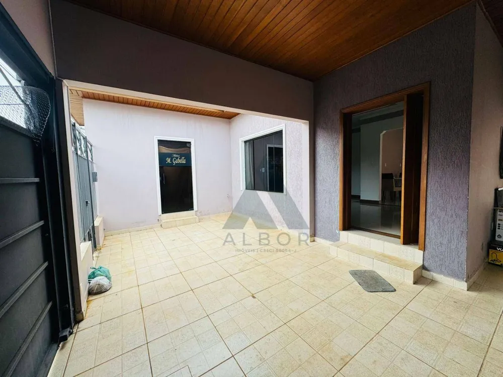 Casa, 3 quartos, 225 m² - Foto 2