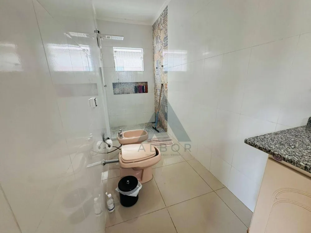 Casa, 3 quartos, 225 m² - Foto 14