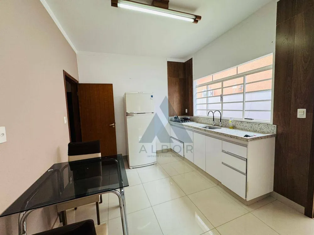 Casa, 3 quartos, 225 m² - Foto 4