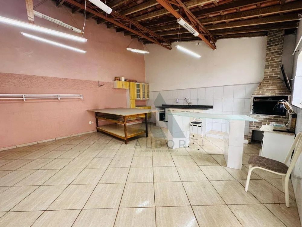 Casa, 3 quartos, 225 m² - Foto 6
