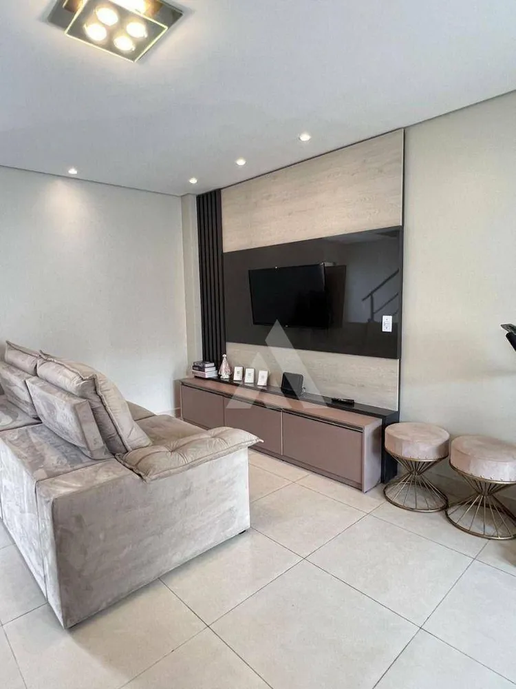 Casa, 3 quartos, 130 m² - Foto 1