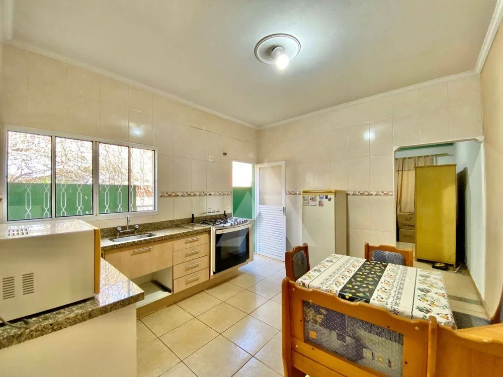 Casa, 3 quartos, 178 m² - Foto 3