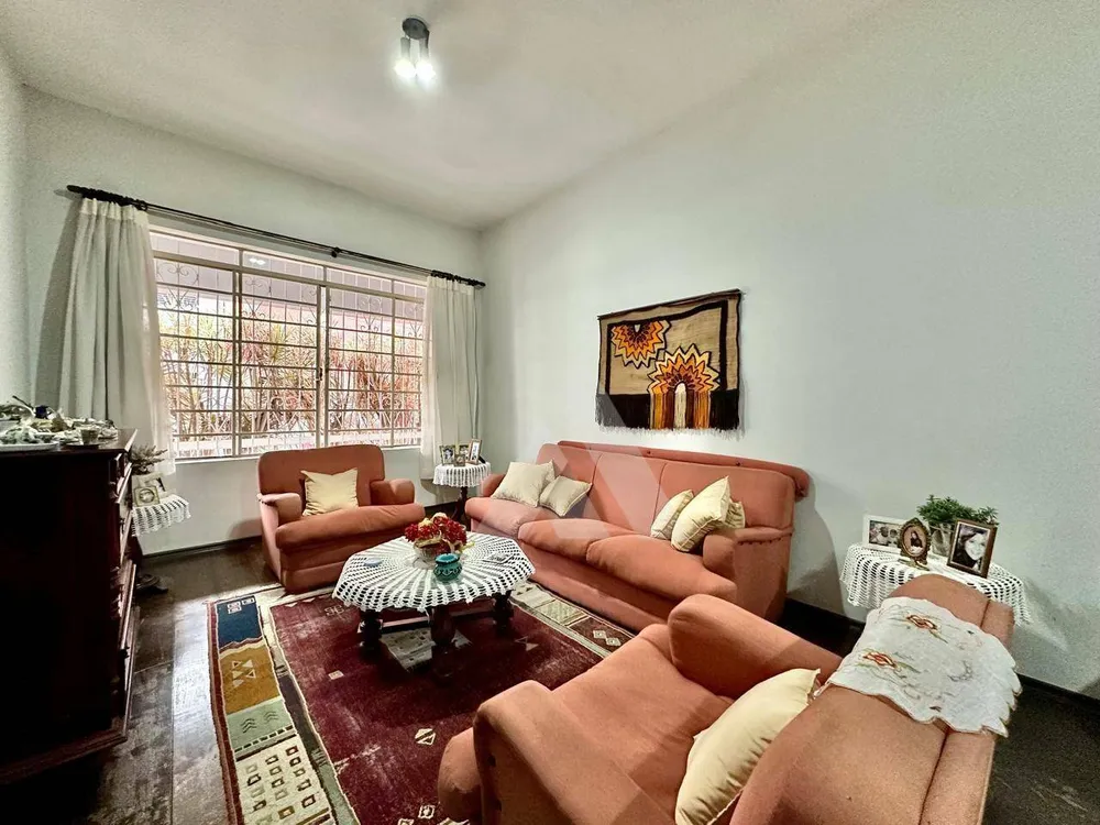 Casa, 3 quartos, 220 m² - Foto 3