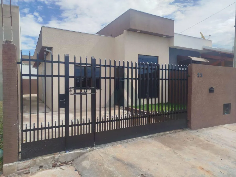 Casa, 2 quartos, 82 m² - Foto 1