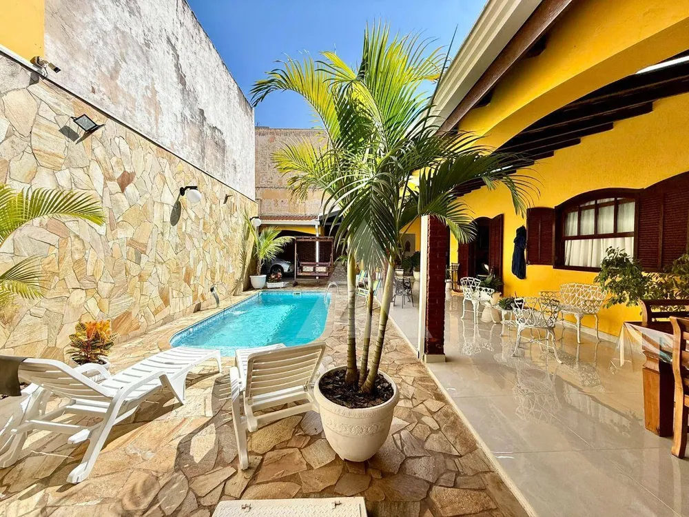 Casa, 3 quartos, 300 m² - Foto 15