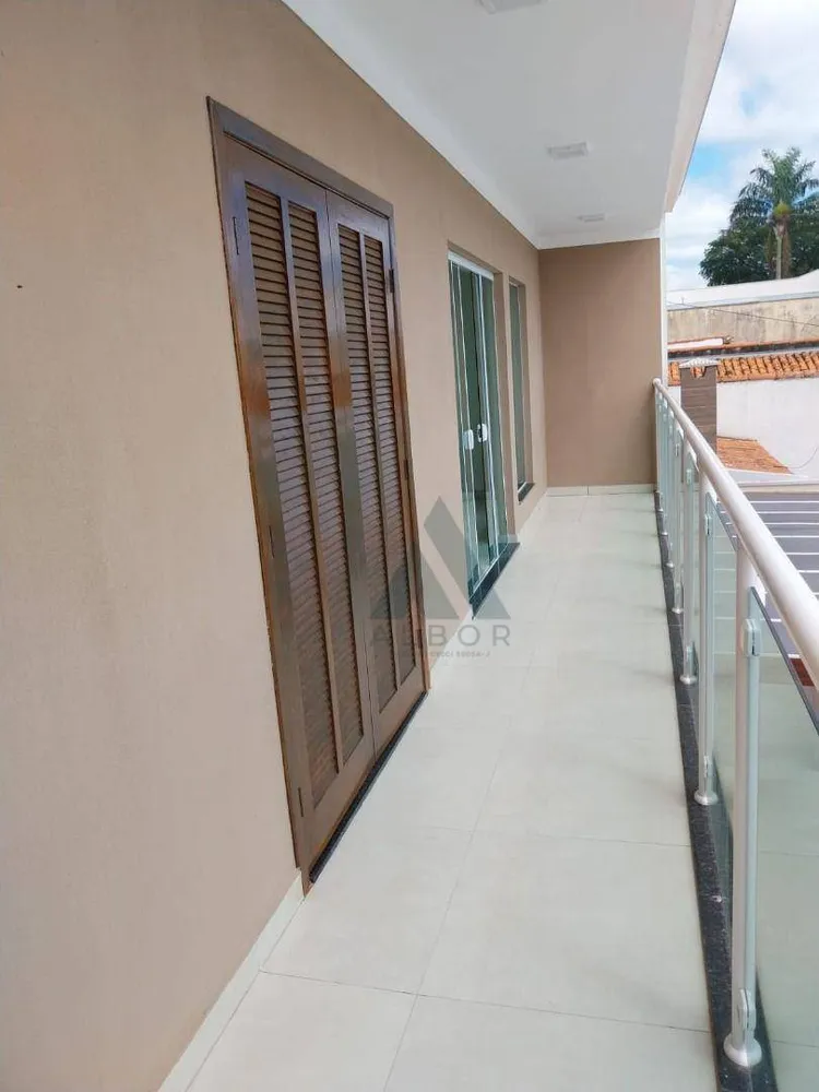 Casa, 3 quartos, 236 m² - Foto 6