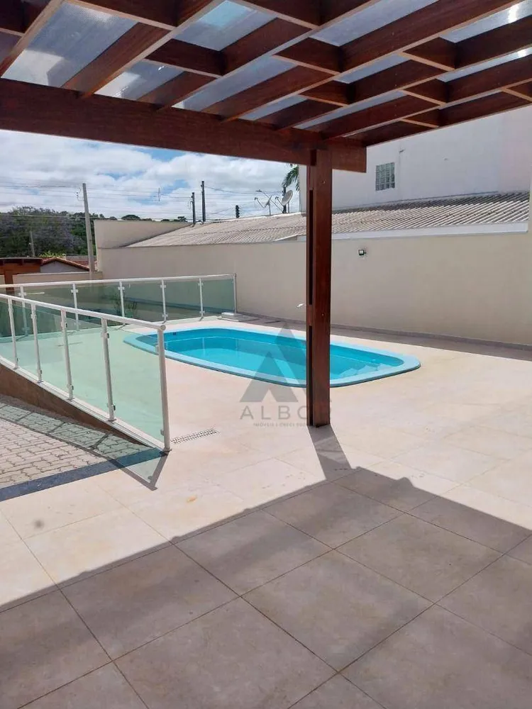 Casa, 3 quartos, 236 m² - Foto 3