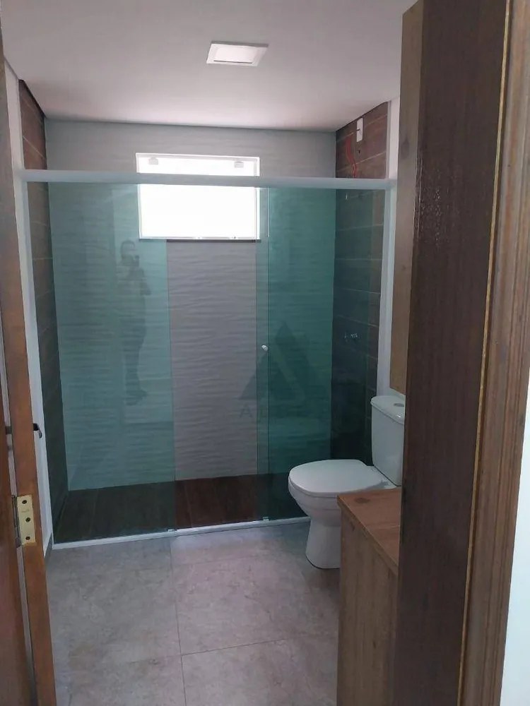 Casa, 3 quartos, 236 m² - Foto 9