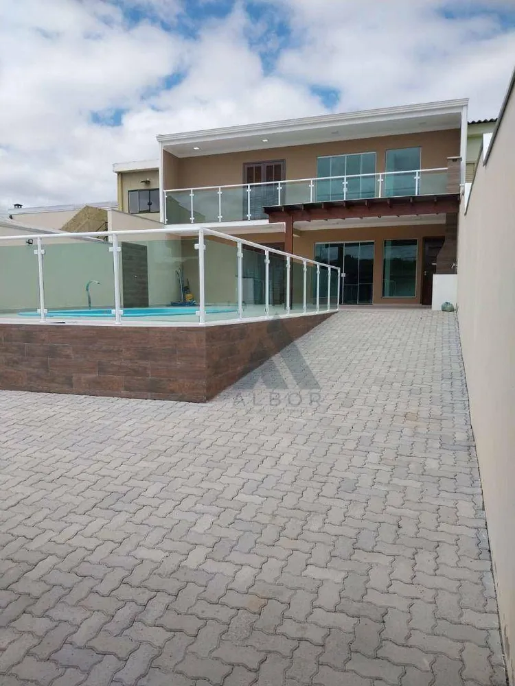 Casa, 3 quartos, 236 m² - Foto 1