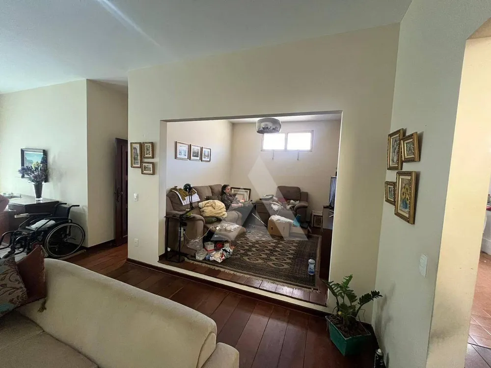 Casa, 4 quartos, 253 m² - Foto 4