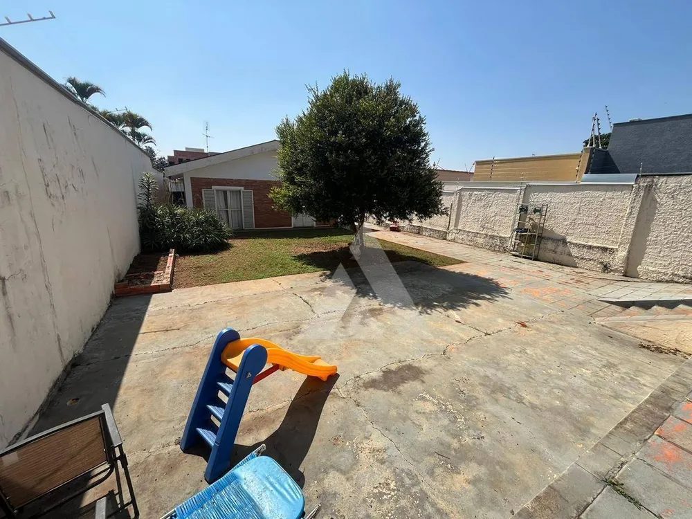 Casa, 4 quartos, 253 m² - Foto 2