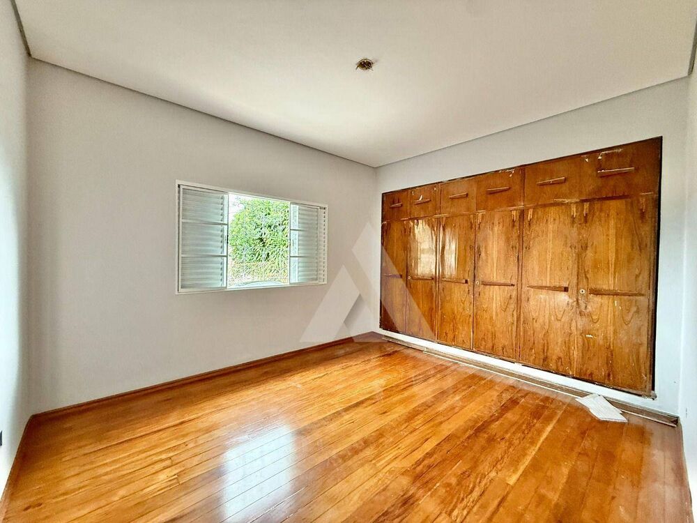Casa, 4 quartos, 170 m² - Foto 2