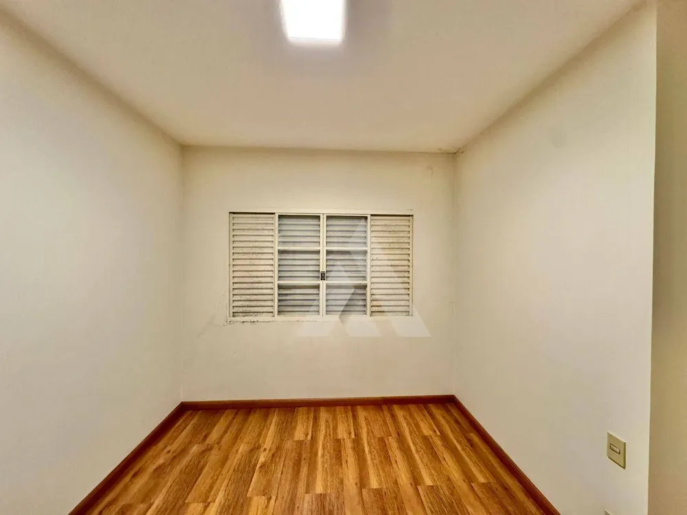 Casa, 3 quartos, 295 m² - Foto 4