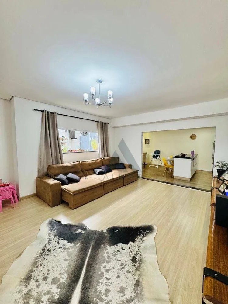 Casa, 3 quartos, 136 m² - Foto 3