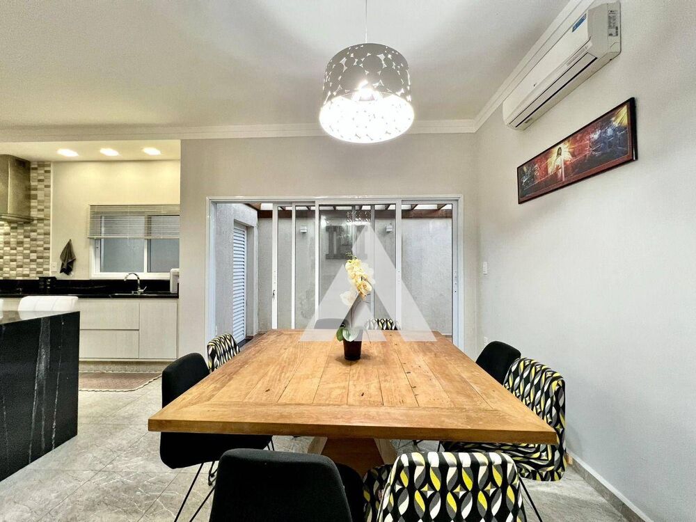 Casa, 3 quartos, 230 m² - Foto 13