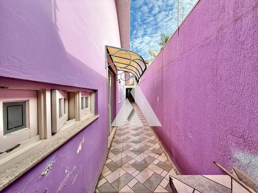 Casa, 3 quartos, 211 m² - Foto 9