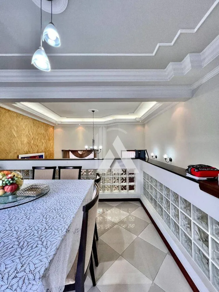 Casa, 3 quartos, 206 m² - Foto 5