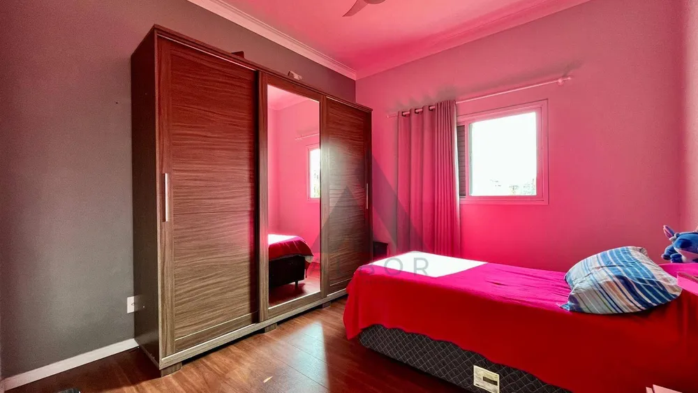 Casa, 4 quartos, 240 m² - Foto 8