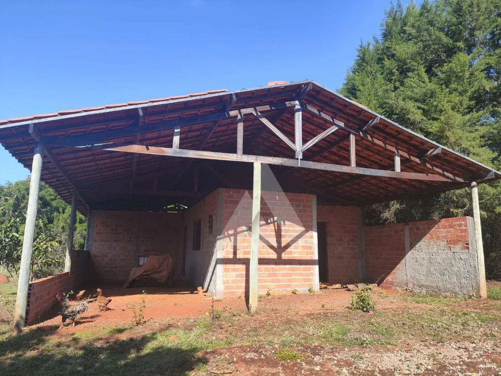 Chácara, 4 quartos, 3000 m² - Foto 2