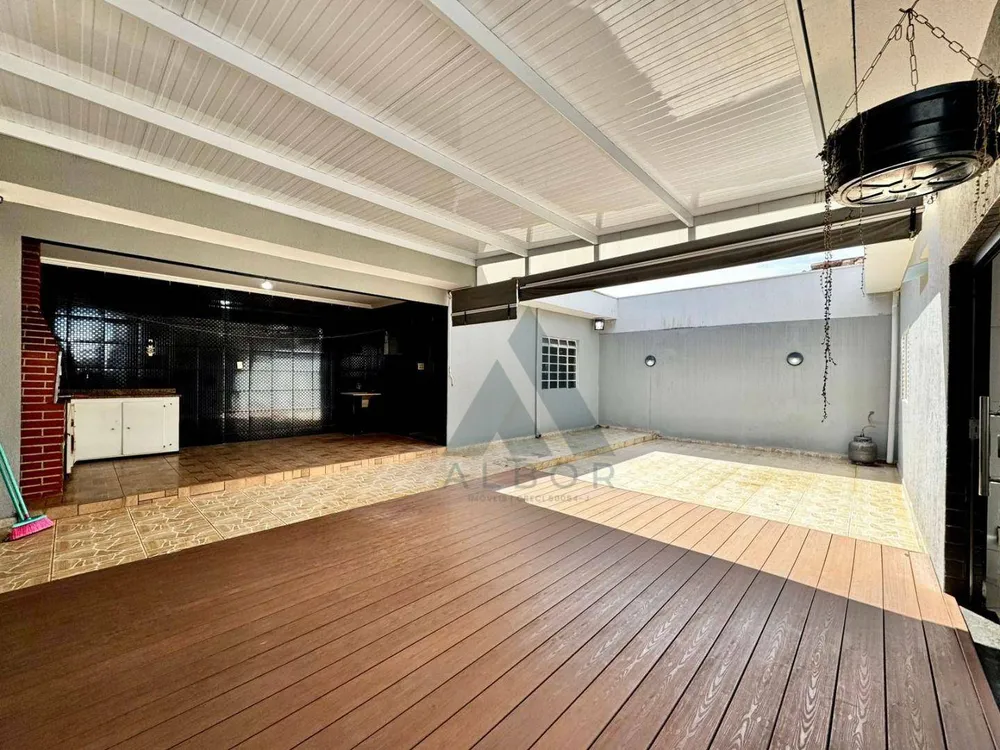 Casa, 3 quartos, 240 m² - Foto 12