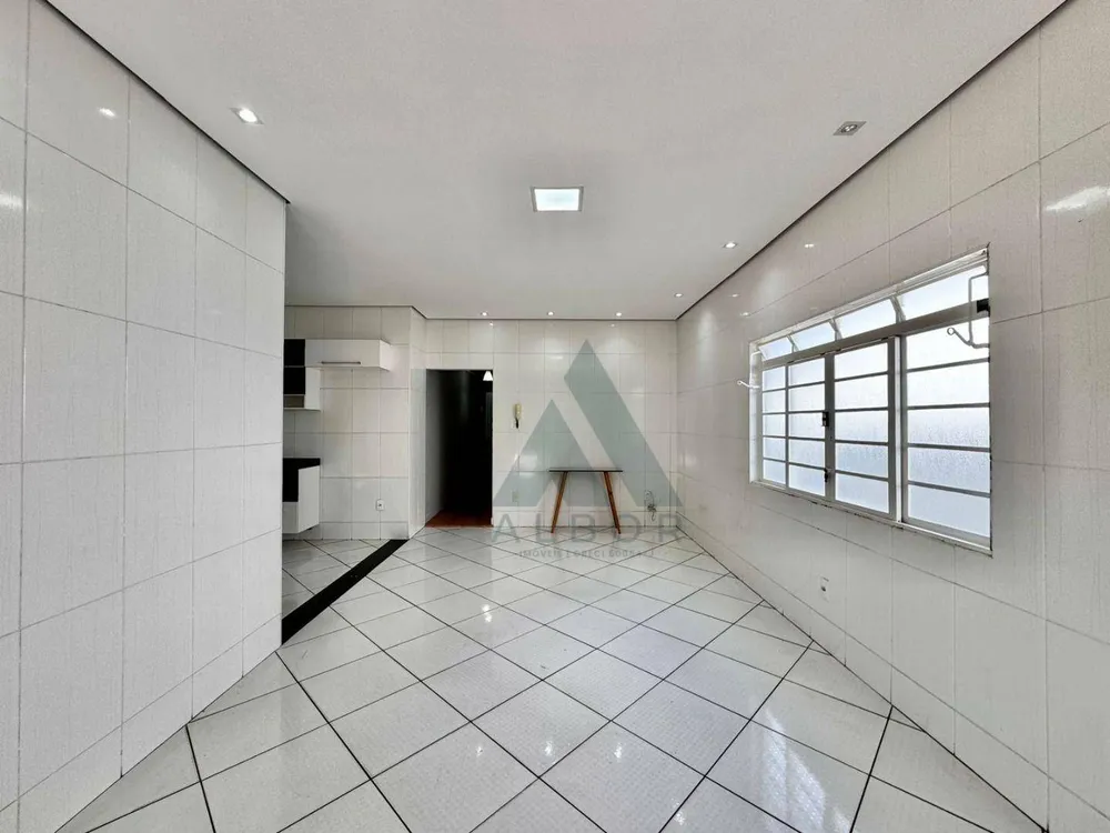 Casa, 3 quartos, 240 m² - Foto 5