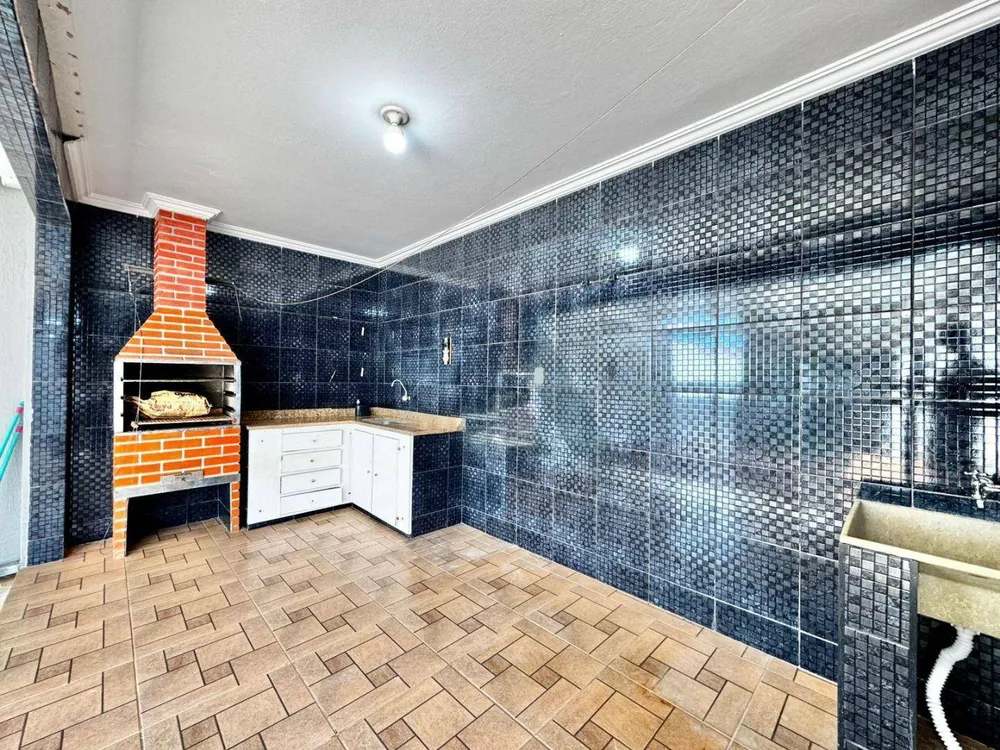 Casa, 3 quartos, 240 m² - Foto 14